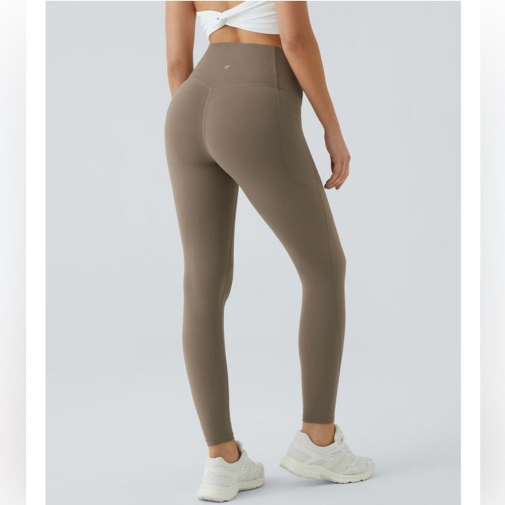 Halara Slimming Women’s Dawn Brown High Waisted leggings with pockets. - Picture 2 of 8